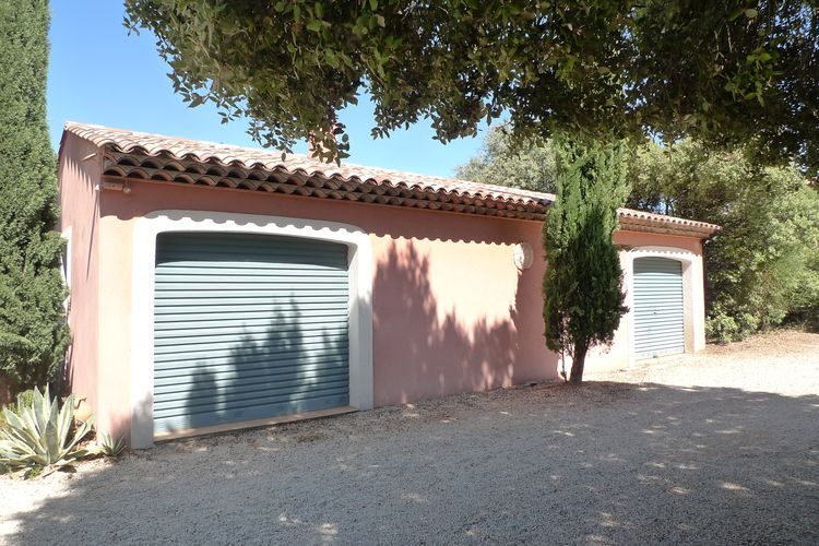 Maison d'architecte de plain pied au domaine de SaintPierre, Tourtour Var